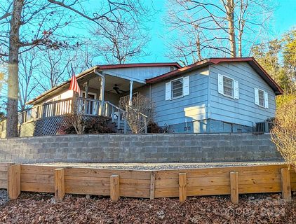 220 Ridgeview Circle sold home in Lake View Estates, Lake Lure, NC