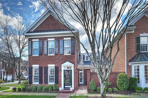 7405 Wisley Boulevard sold townhome in Burning Tree, Charlotte, NC