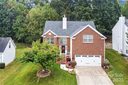 8220 Chatham Oaks Drive sold home in Concord, SC