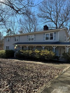 2801 Farmstead Lane sold home in Carowood, Fort Mill, SC