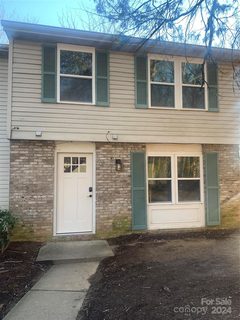 5100 Fair Wind Lane sold townhome in Bay Village, Charlotte, NC