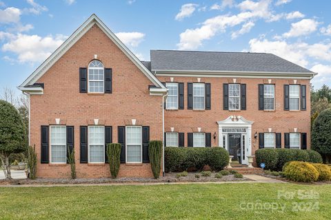 6634 Heath Glen Drive sold home in Heathfield, Mint Hill, NC