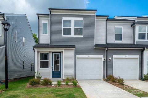 3125 Hutton Gardens Lane