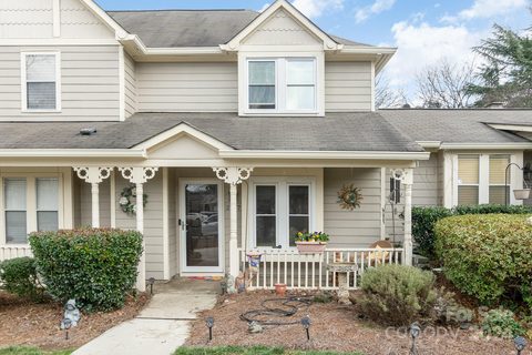 2727 Von Thuringer Court sold townhome in Thuringer Court, Charlotte, NC
