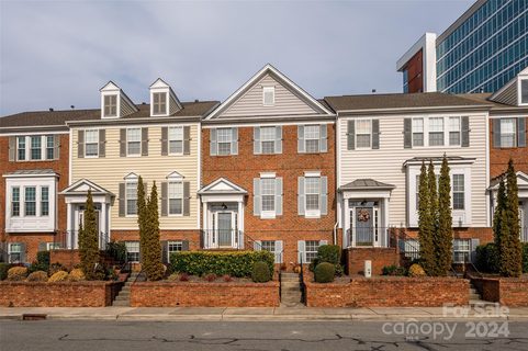 14713 Ballantyne Village Way sold townhome in Sterling Heights, Charlotte, NC