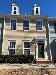 807 Cattaloochee Lane