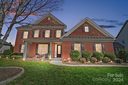 907 Oleander Lane sold home in Waxhaw, SC