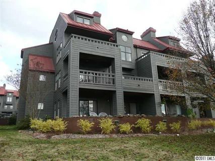 9031 Jm Keynes Drive 49