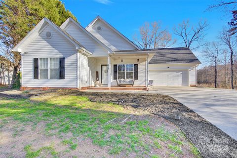 414 Summer Ridge Road sold home in Summer Ridge, Stanley, NC