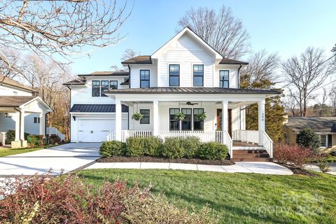 346 Wonderwood Drive