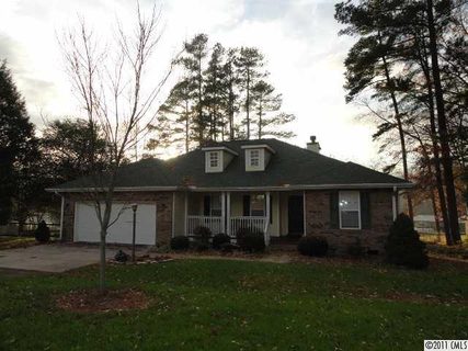 1381 Blue Bird Lane