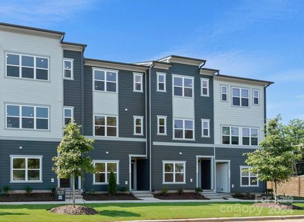 2047 Evolve Way