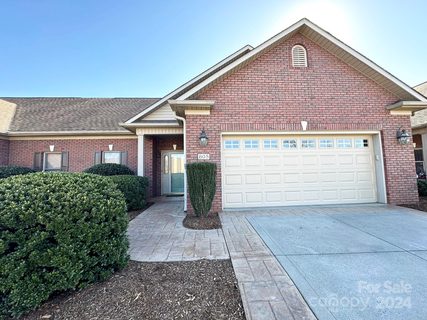 805 3rd Street sold townhome in Cambridge Place, Conover, NC