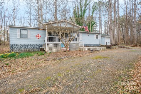 304 Deerchase Circle sold home in Deer Park, Statesville, NC