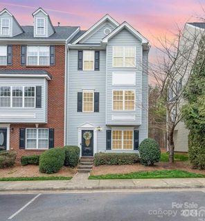 10064 Treeside Lane sold home in Parkview at Matthews, Matthews, NC