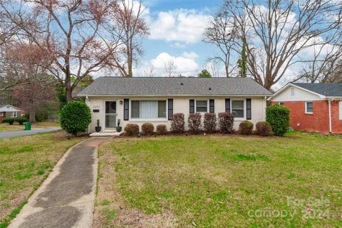 2201 Falmouth Road