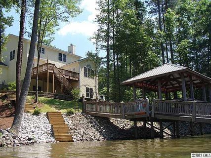 2485 Camelia Pointe Drive