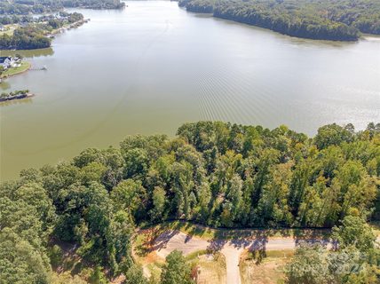 856 Lakeforest Drive 342