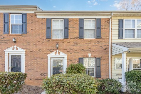 5323 Glenlea Walk Lane