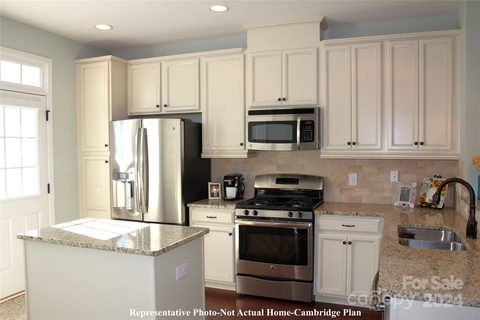 10135 Rainier Trail