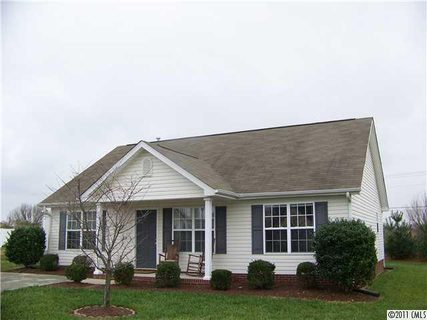412 Dexter Place