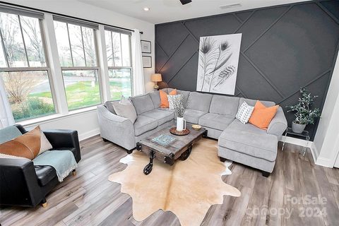 326 Simeon Drive sold home in The Towns at Greenway, Charlotte, NC