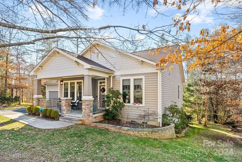 55 Greenwells Glory Drive