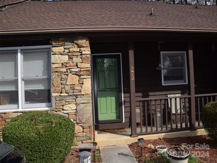 25 Loganwood Lane