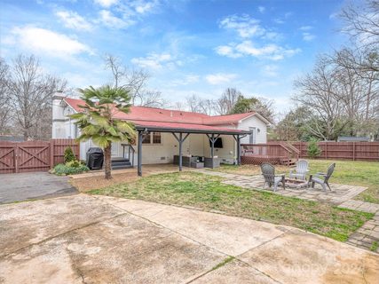 7117 Rockcliff Court