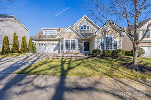 5342 Colonial Garden Drive