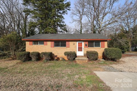 2600 Alleghany Street sold home in Wandawood, Charlotte, NC