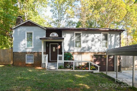 3128 Winding Trail sold home in Saddlebrook, Matthews, NC