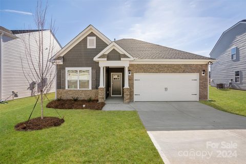 32 Farmwood Trail