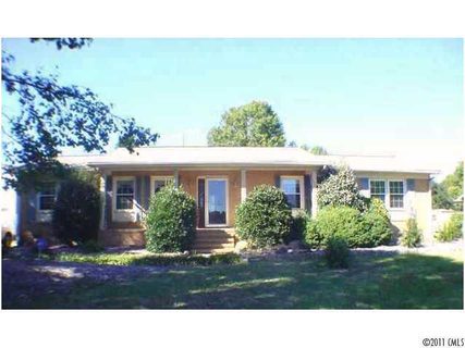 158 Dallas Bessemer City Hwy Highway sold home in Rocky Knolls Acres, Dallas, NC