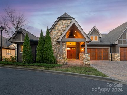 13 Point Bluff Drive