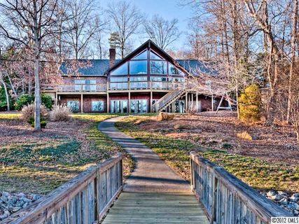 8036 West Bay Road