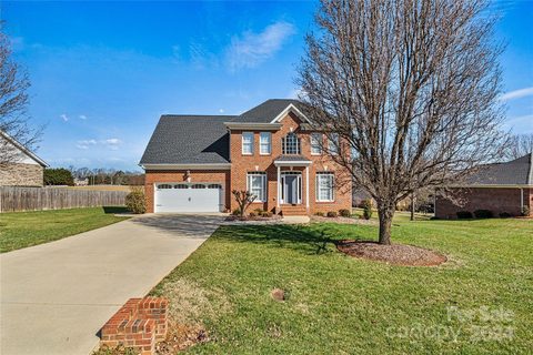 3515 48th Avenue sold home in Wandering Meadows, Hickory, NC