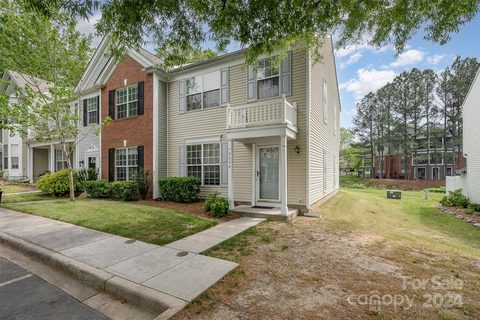 6604 Rothchild Drive sold townhome in The Preserve at Beverly Crest, Charlotte, NC
