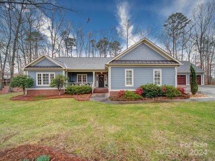 1404 Heather Lane