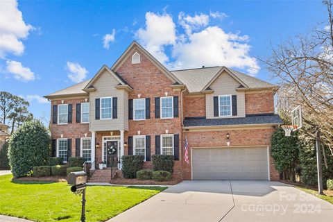 6521 Cranborne Chase Court