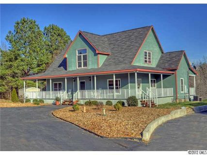 1305 Saddle Drive