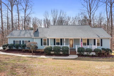 7058 Forest Manor Drive sold home in Forest Hills, Denver, NC
