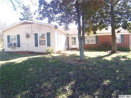 1152 Peachtree Road