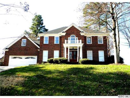 1566 Plantation Trail sold home in Riverwood, Gastonia, NC