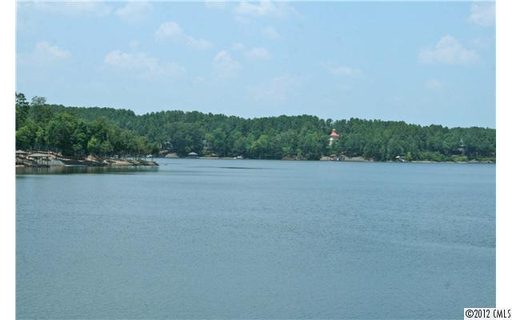 1021 Peninsula Drive Lot 6 sold home in Lakepoint, Belmont, NC