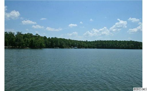 1037 Peninsula Drive Lot 10 sold home in Lakepoint, Belmont, NC