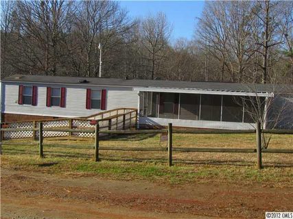 1093 Oakbrook Lane