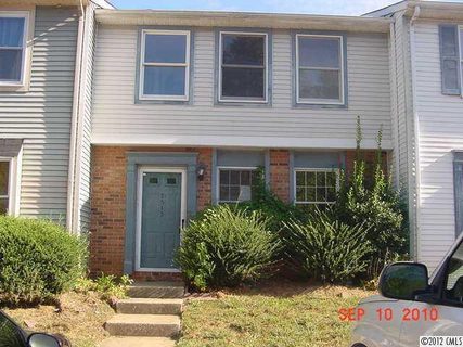 7515 Holly Grove Court sold townhome in Holly Grove, Charlotte, NC