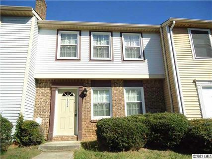 7539 Holly Grove Court sold townhome in Holly Grove, Charlotte, NC