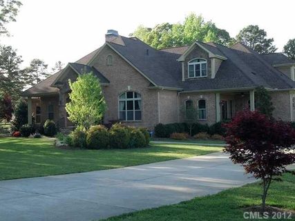 9824 Saddle Avenue sold home in Marvin Estates, Marvin, NC